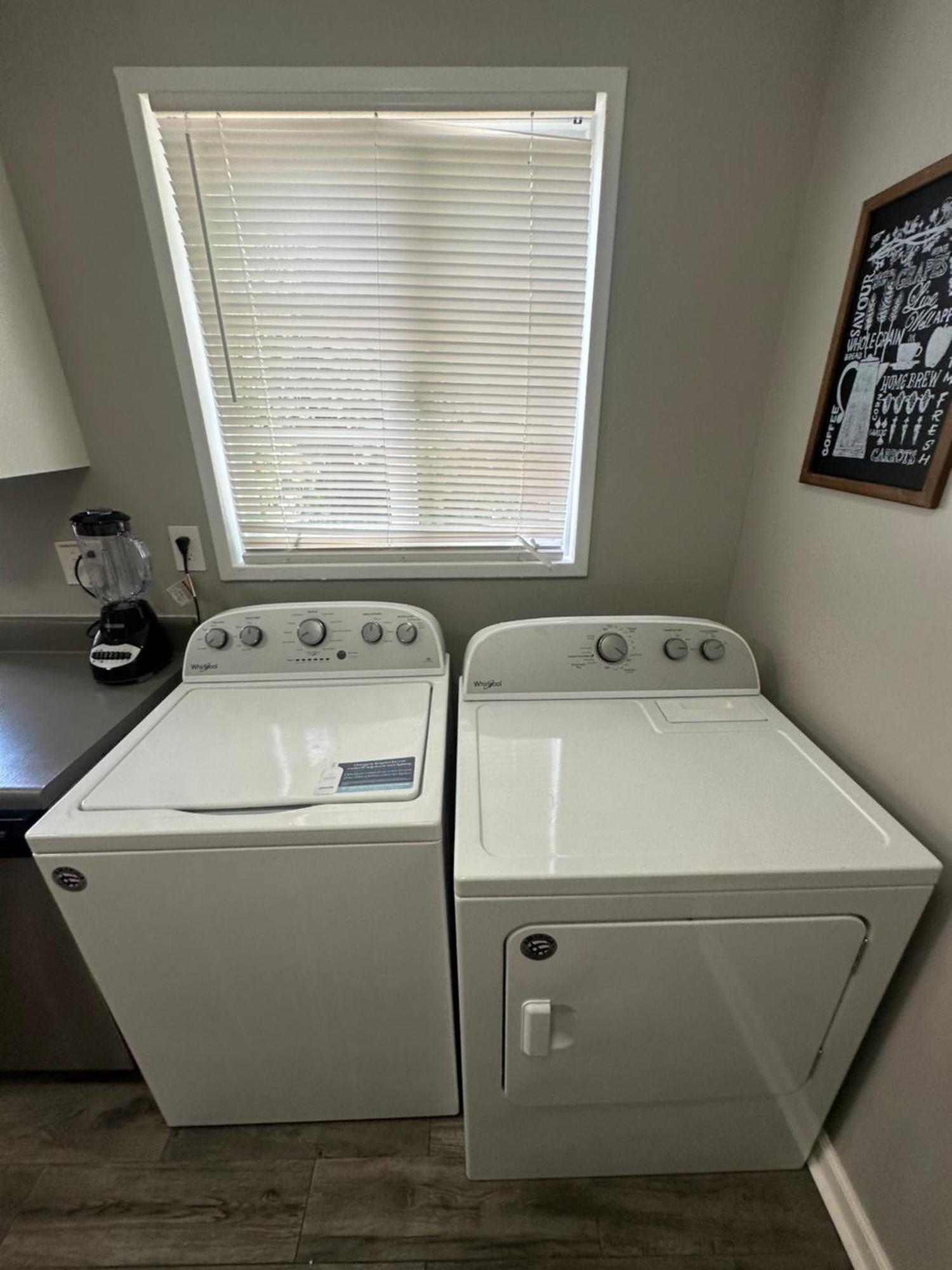 E, Memphis Home 5 Min From I240W 외부 사진